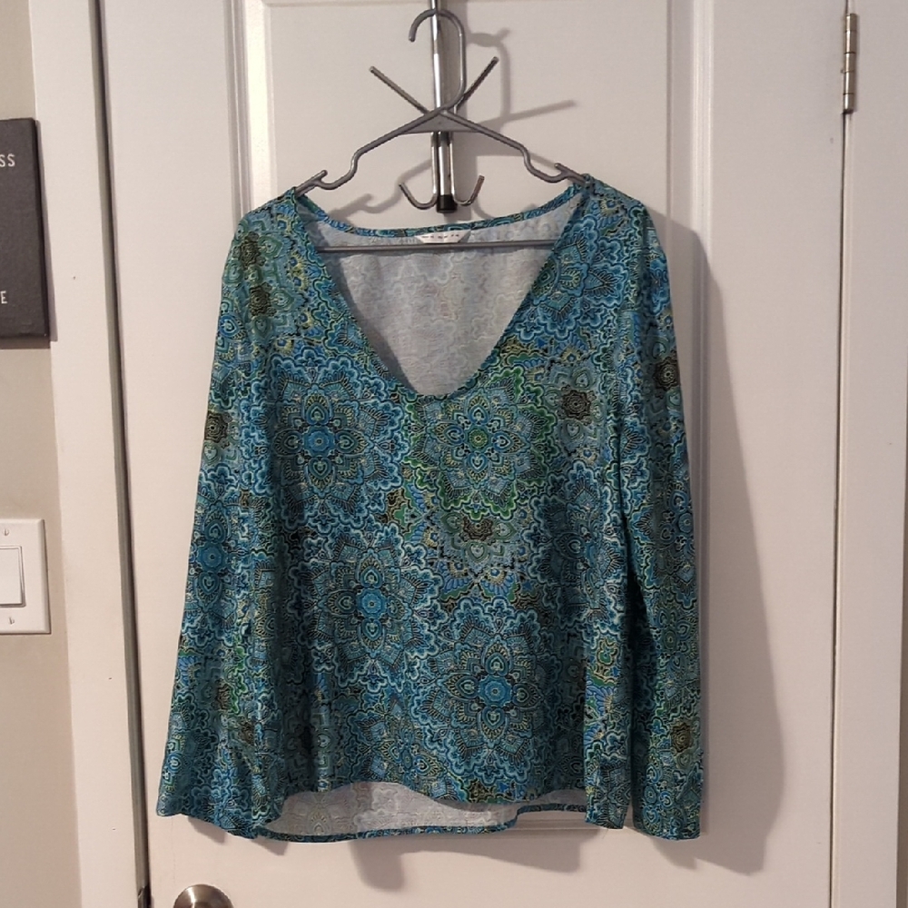 2 for $12 ☀️ Blue Patterned Women's Top - XL